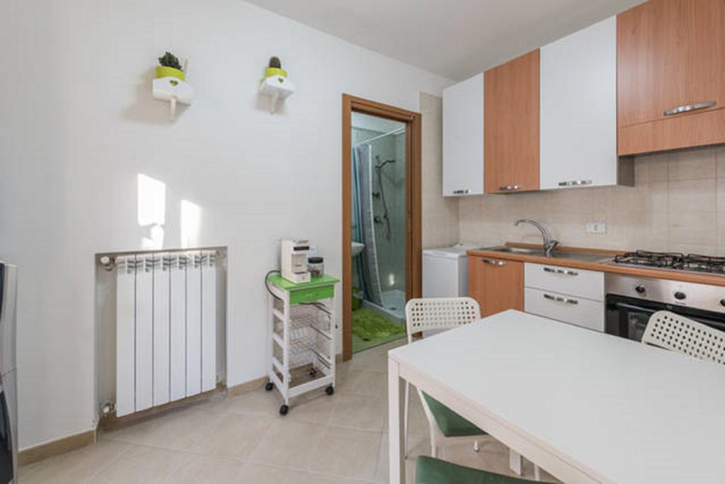 Al Cortile Apartment Bari Exterior photo