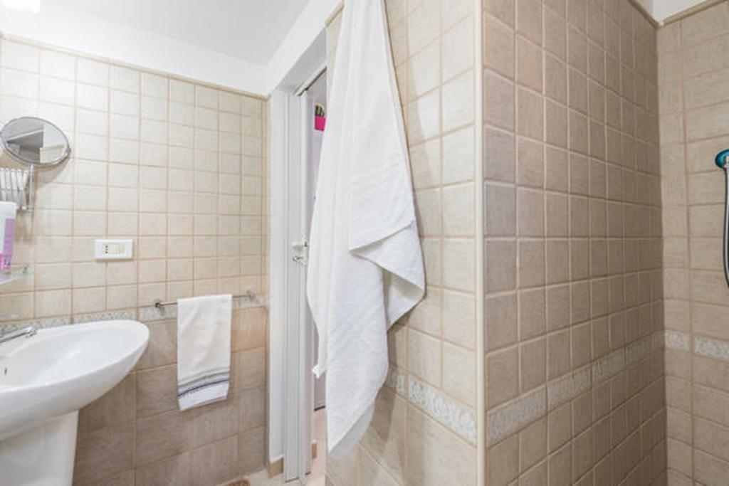 Al Cortile Apartment Bari Exterior photo