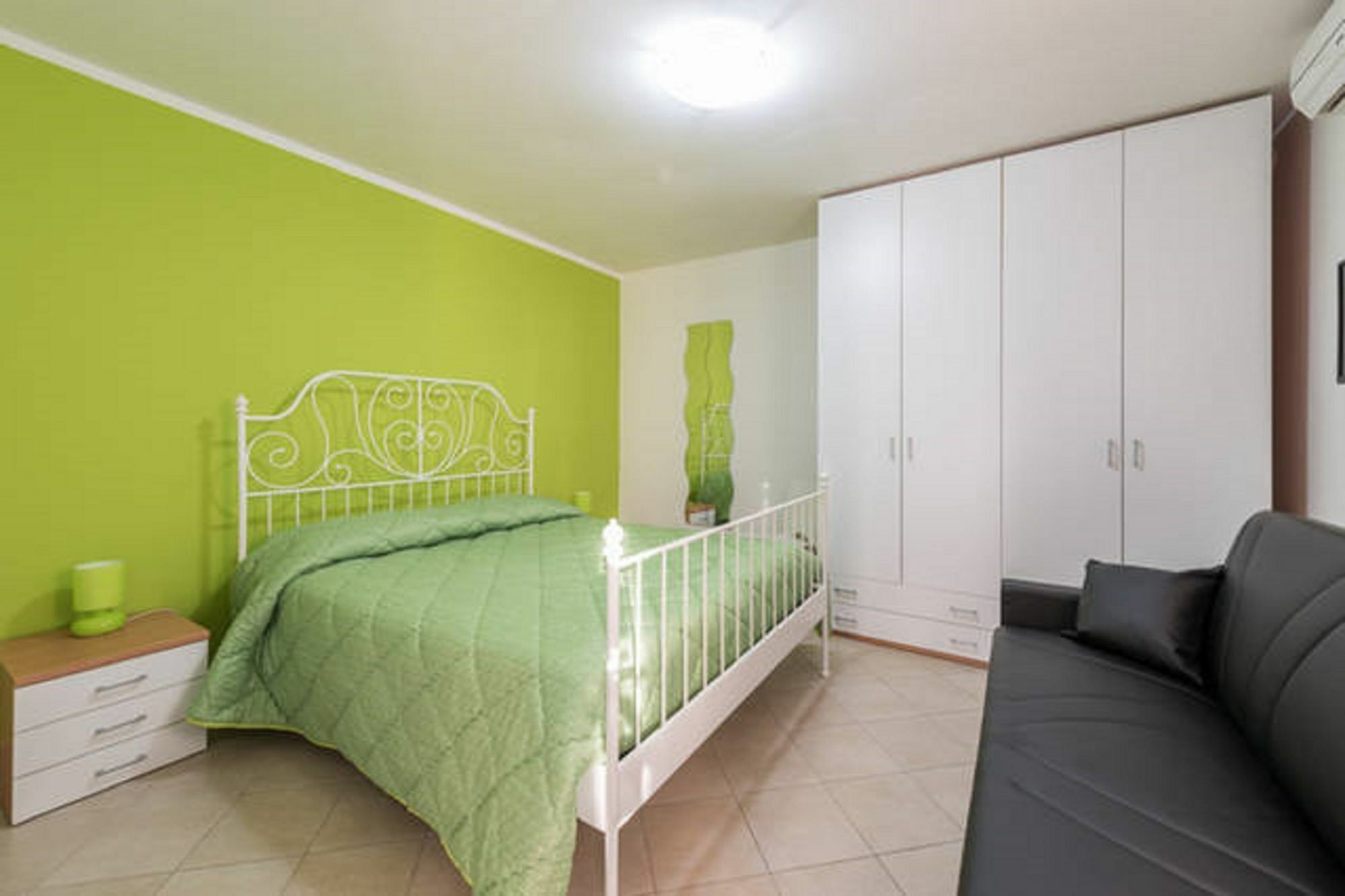 Al Cortile Apartment Bari Exterior photo