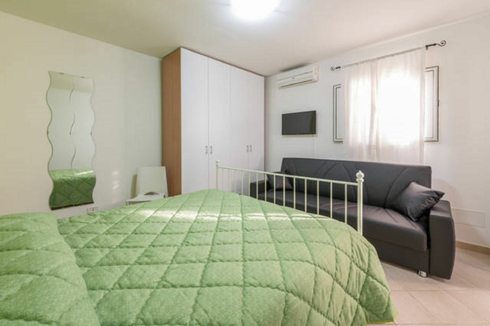 Al Cortile Apartment Bari Exterior photo